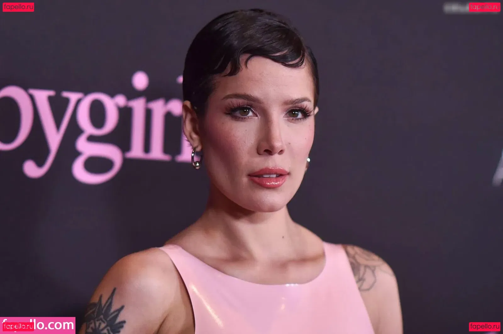 Halsey Onlyfans Photo Gallery 