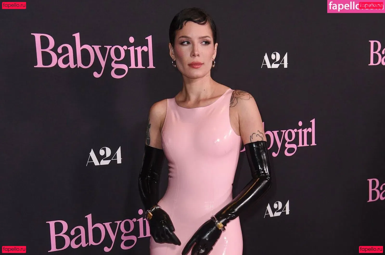 Halsey Onlyfans Photo Gallery 