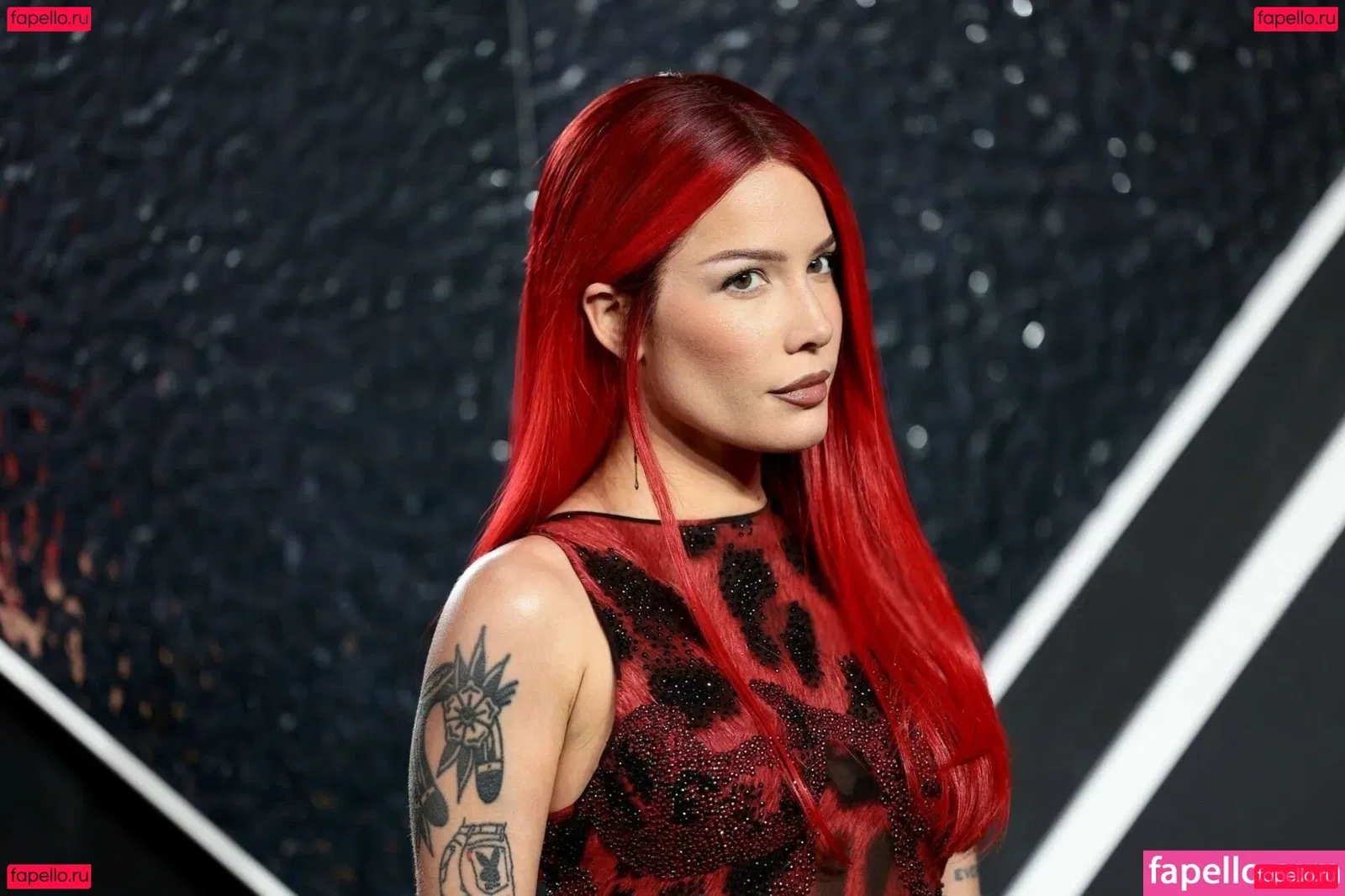 Halsey Onlyfans Photo Gallery 