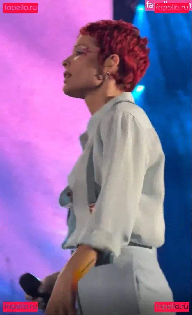 Halsey Onlyfans Photo Gallery 