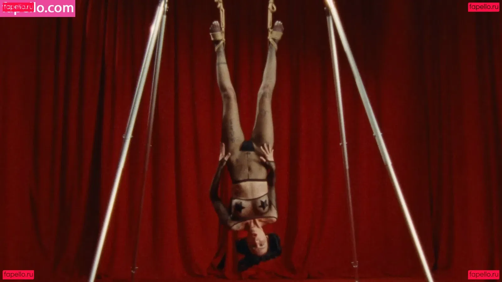 Halsey Onlyfans Photo Gallery 