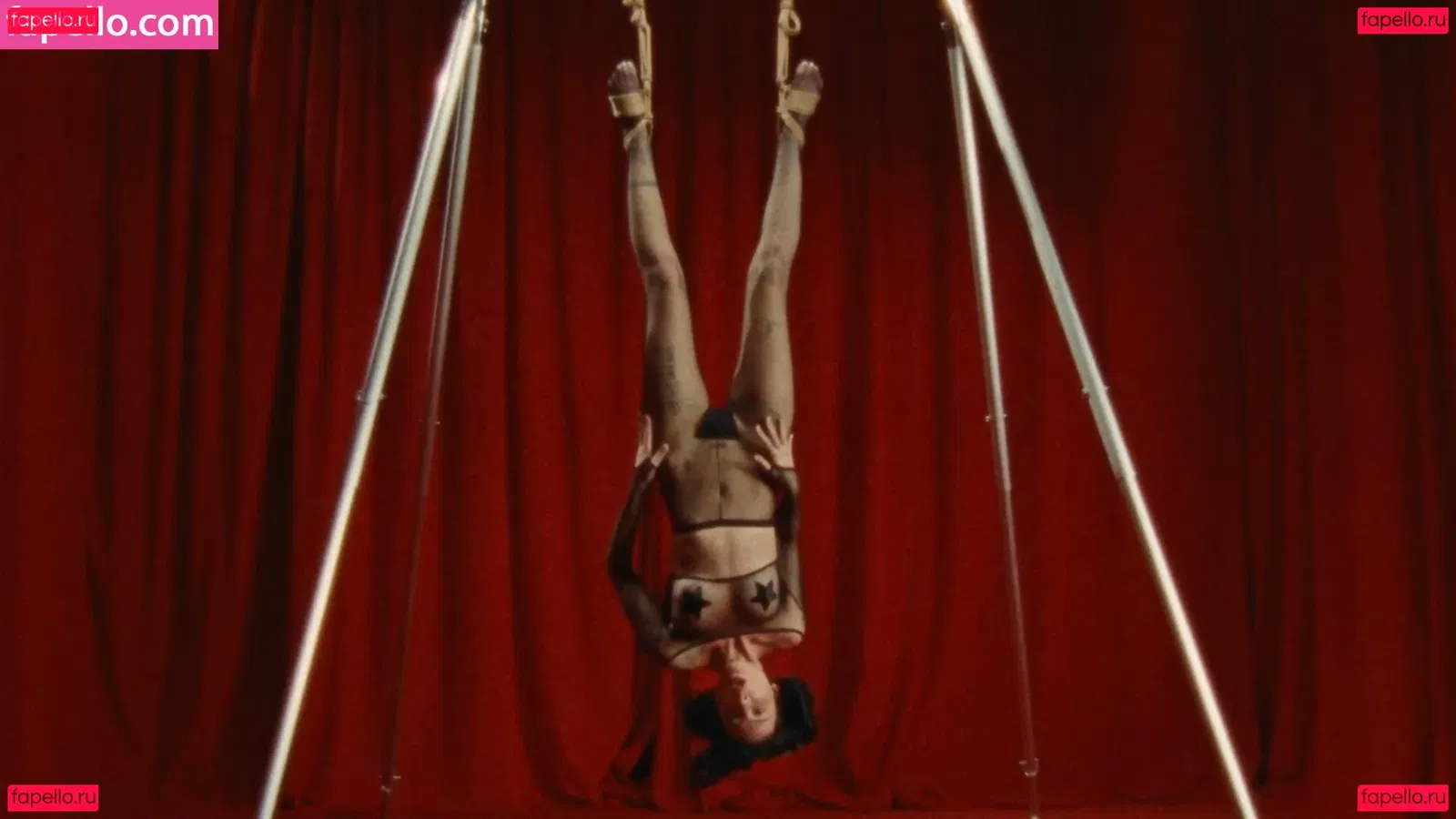 Halsey Onlyfans Photo Gallery 