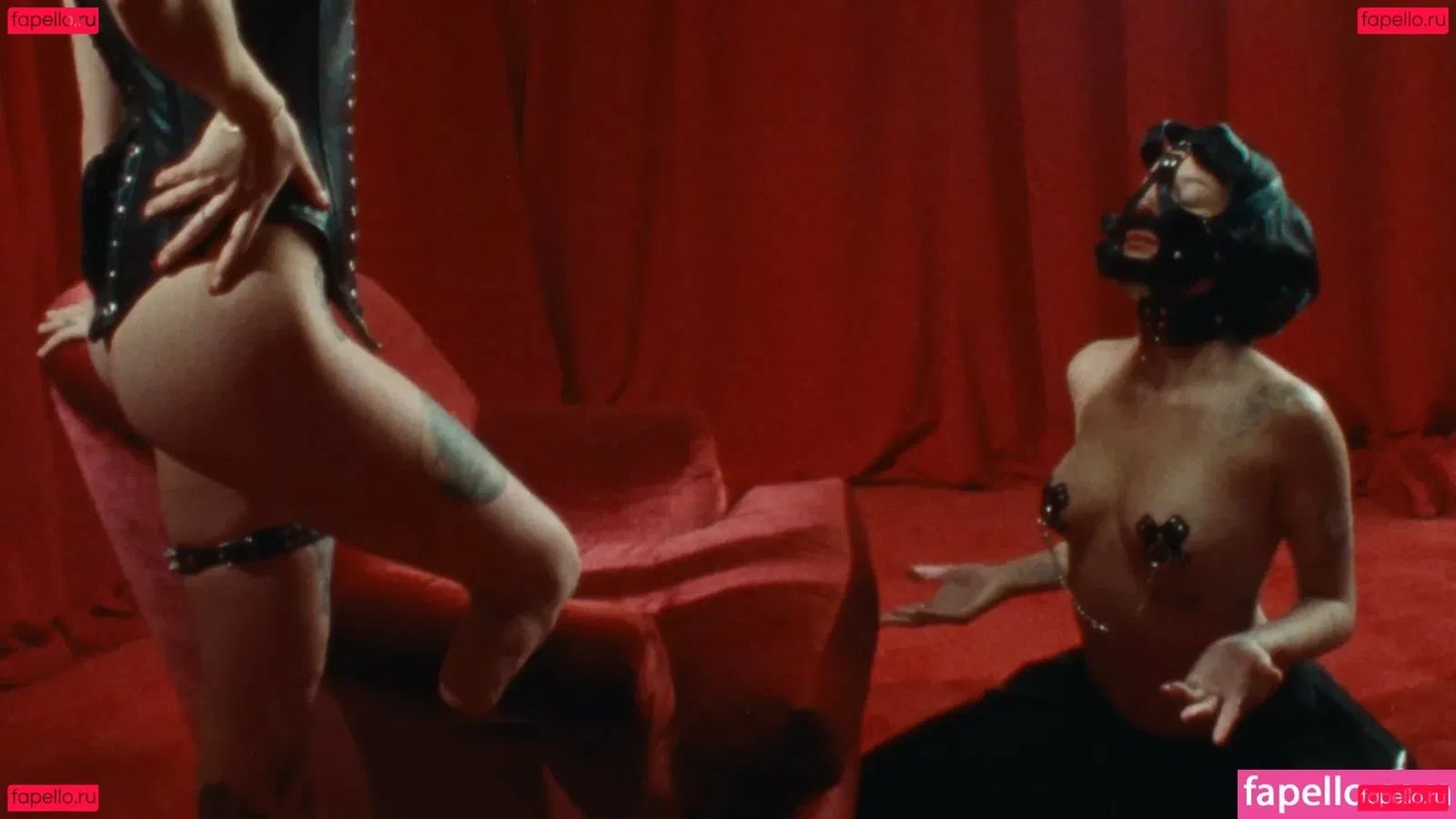 Halsey Onlyfans Photo Gallery 