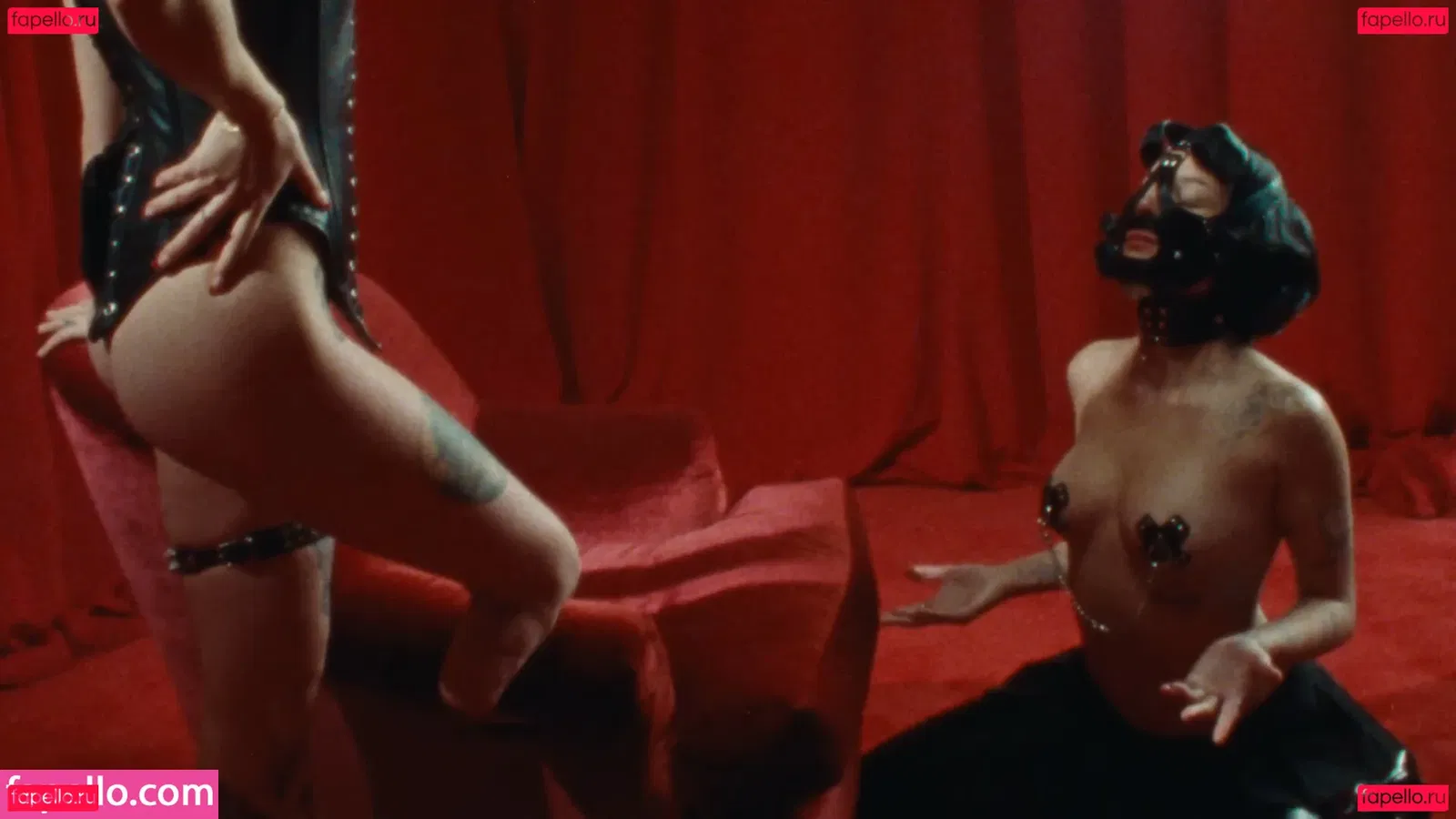 Halsey Onlyfans Photo Gallery 