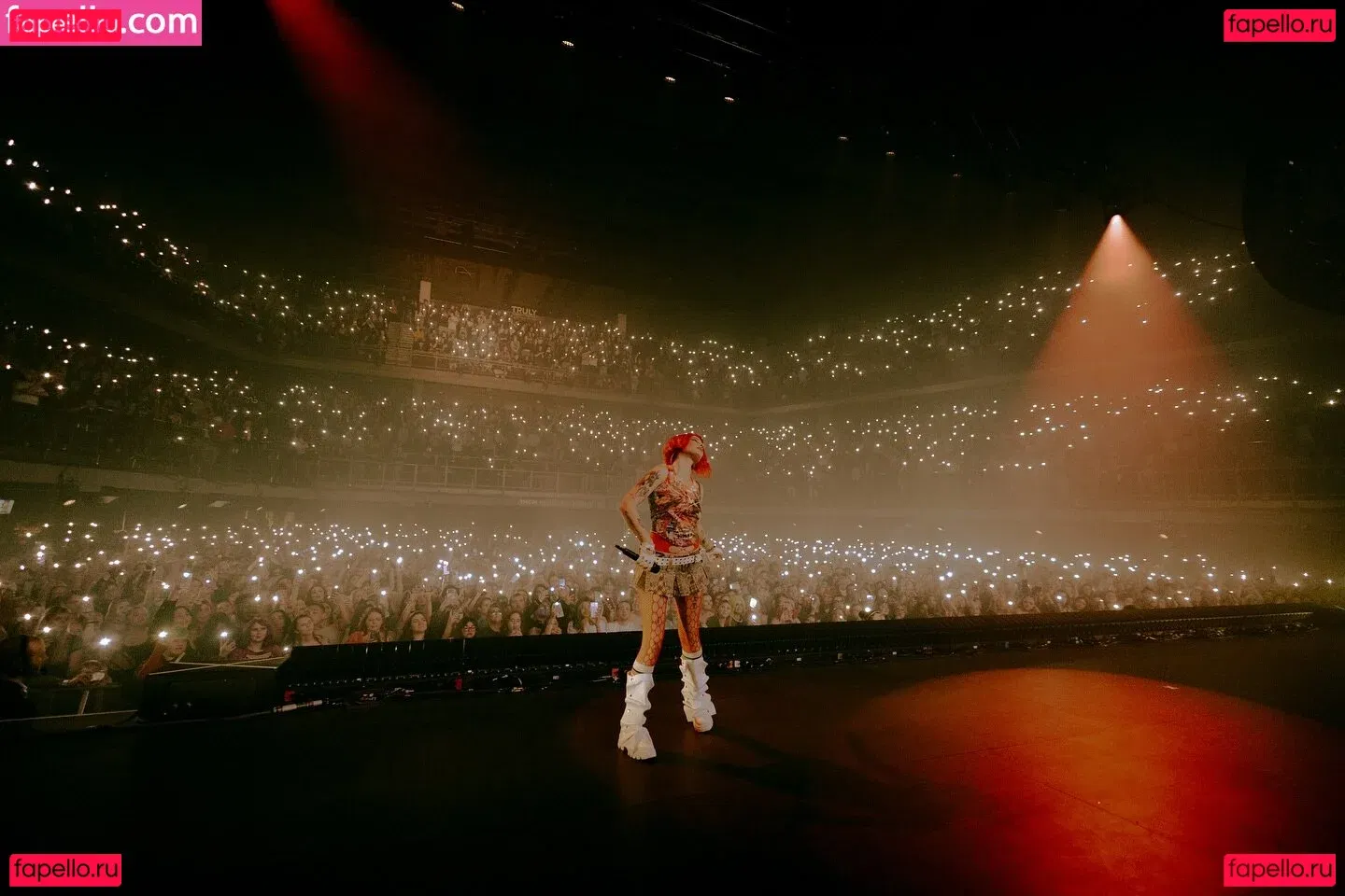 Halsey Onlyfans Photo Gallery 