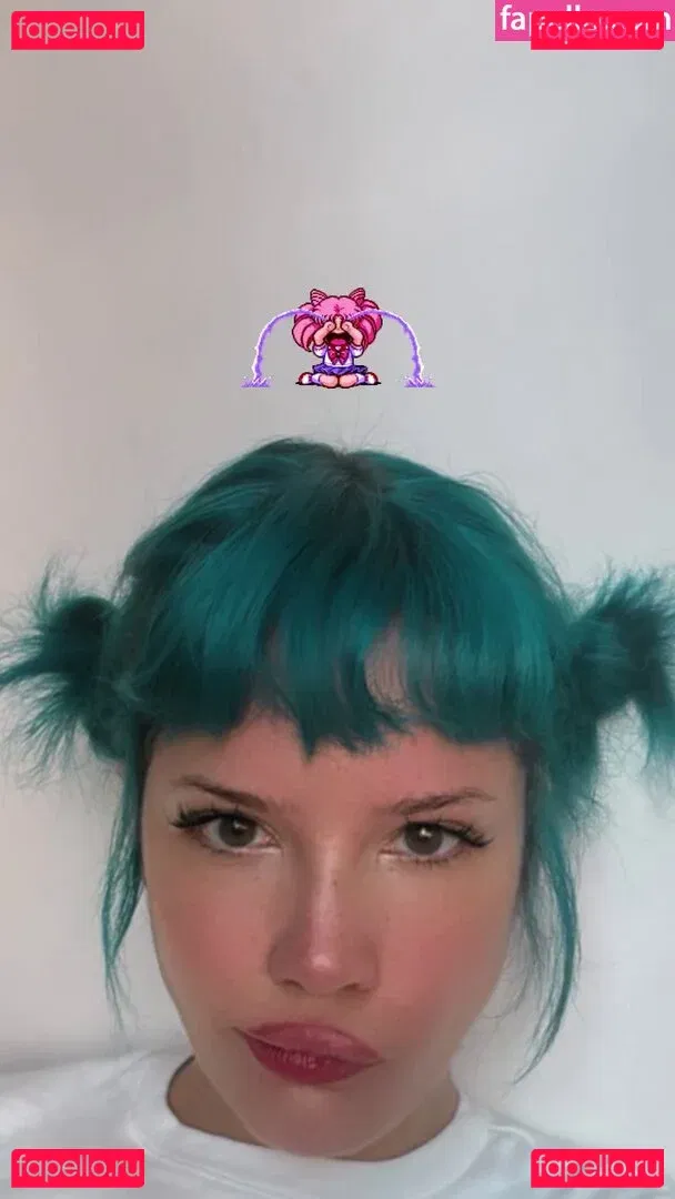 Halsey Onlyfans Photo Gallery 