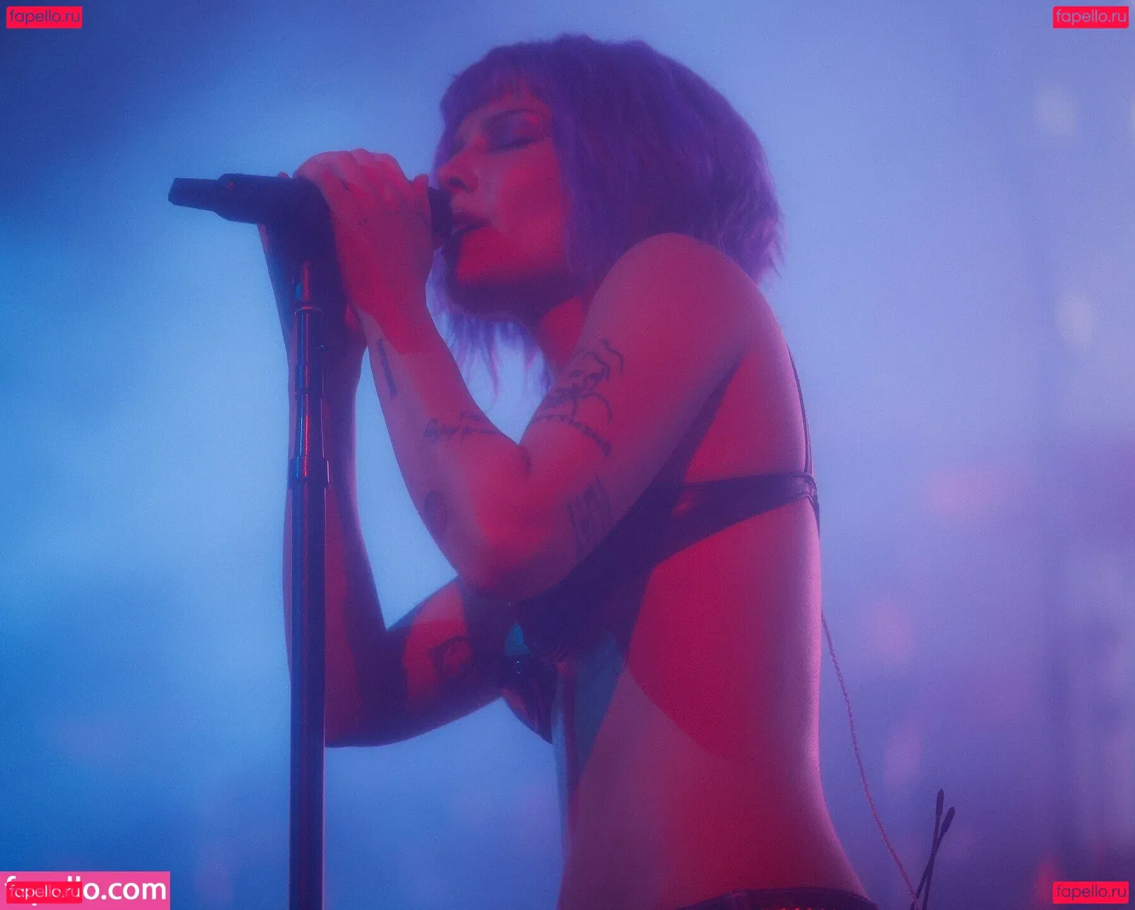 Halsey Onlyfans Photo Gallery 