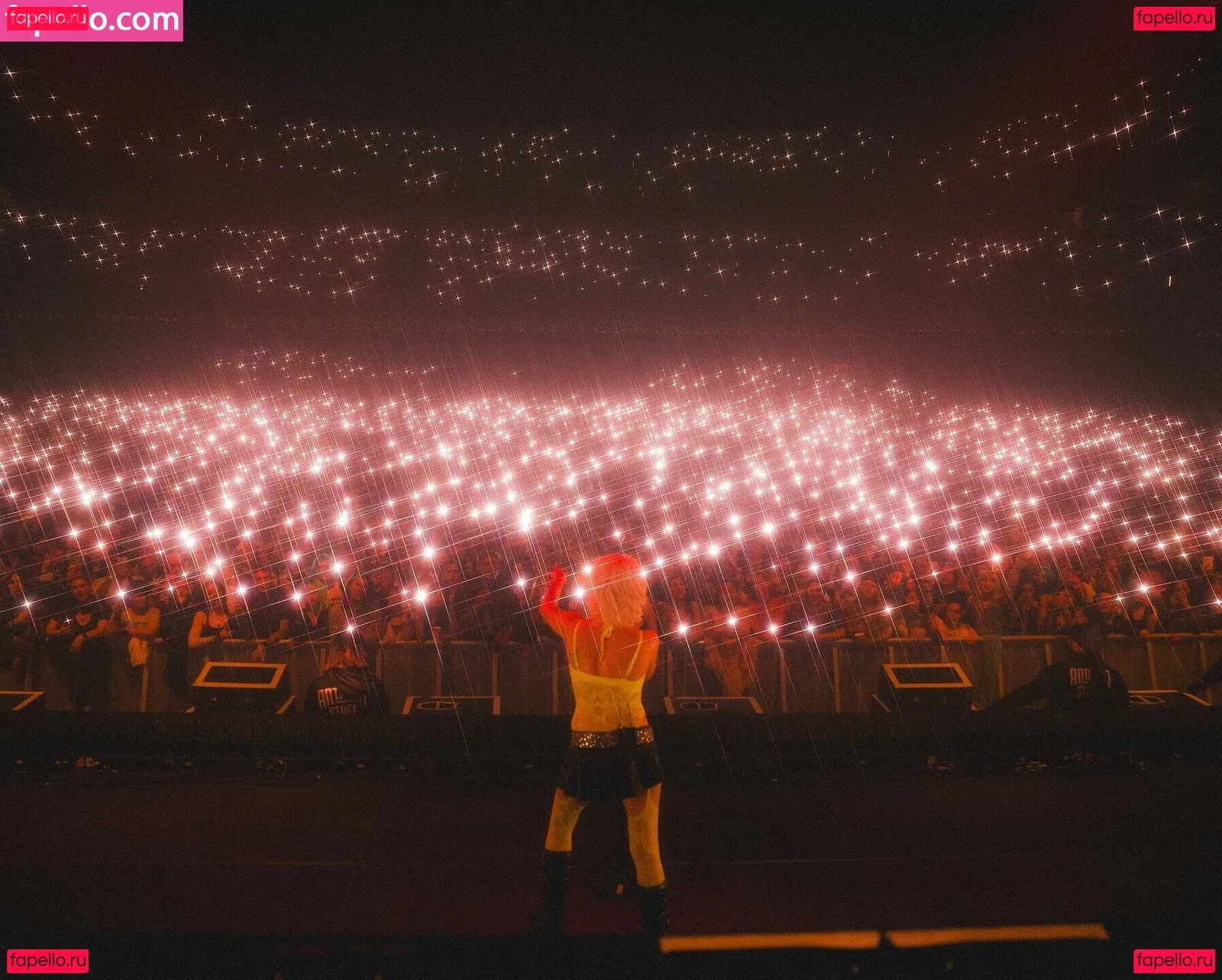 Halsey Onlyfans Photo Gallery 