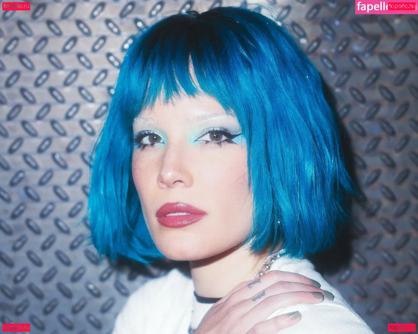 Halsey Onlyfans Photo Gallery 