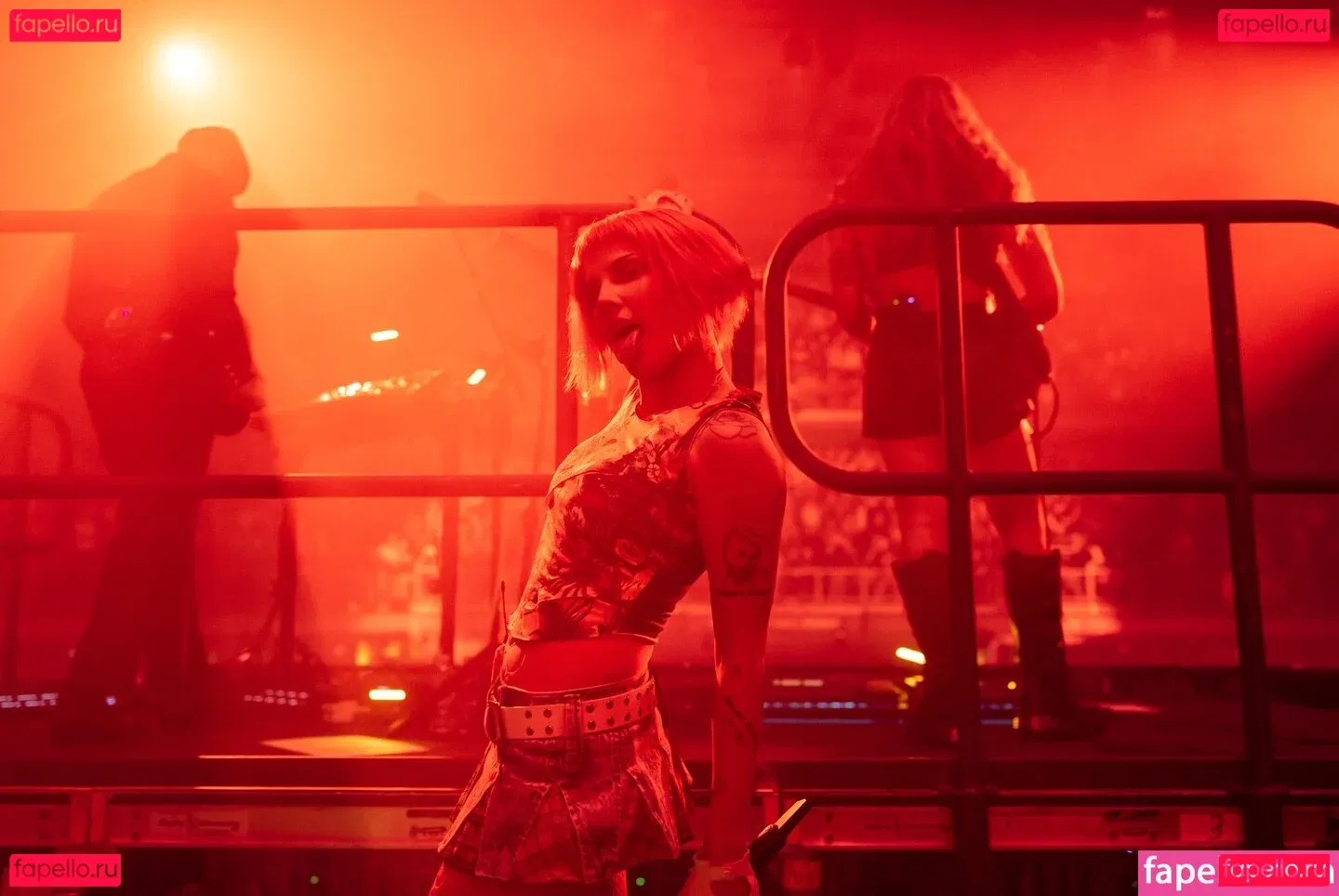 Halsey Onlyfans Photo Gallery 