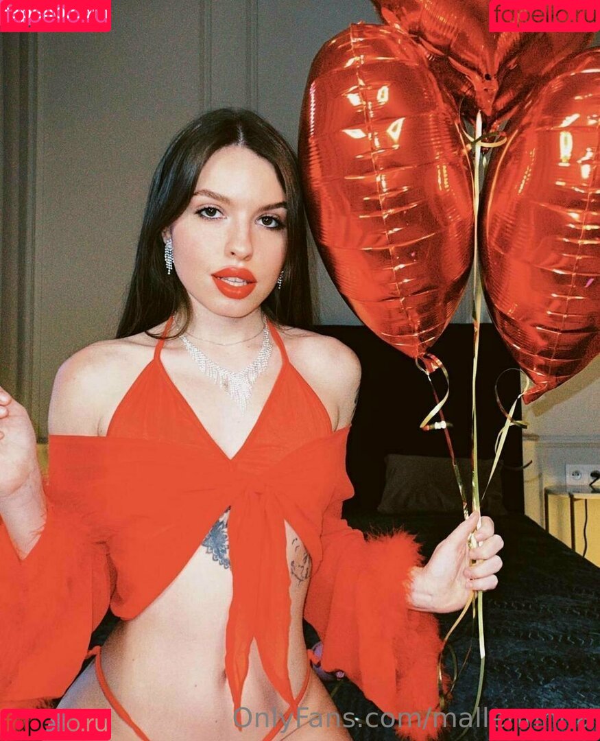 mallennnna Onlyfans Photo Gallery 
