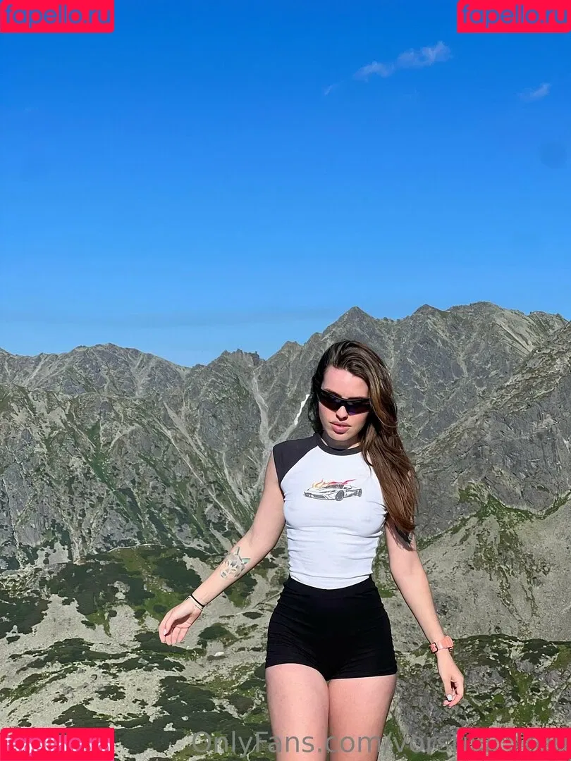 mallennnna Onlyfans Photo Gallery 