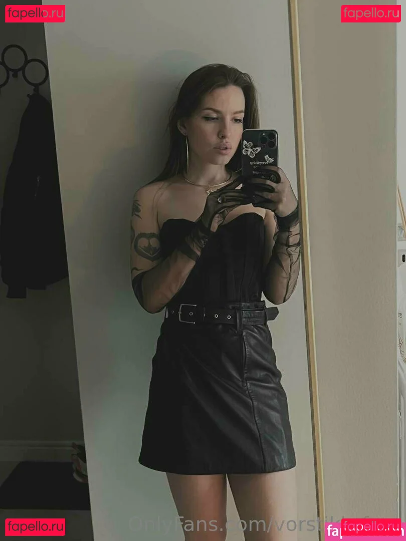 mallennnna Onlyfans Photo Gallery 