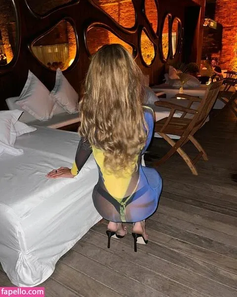 Rita Y Onlyfans Photo Gallery 