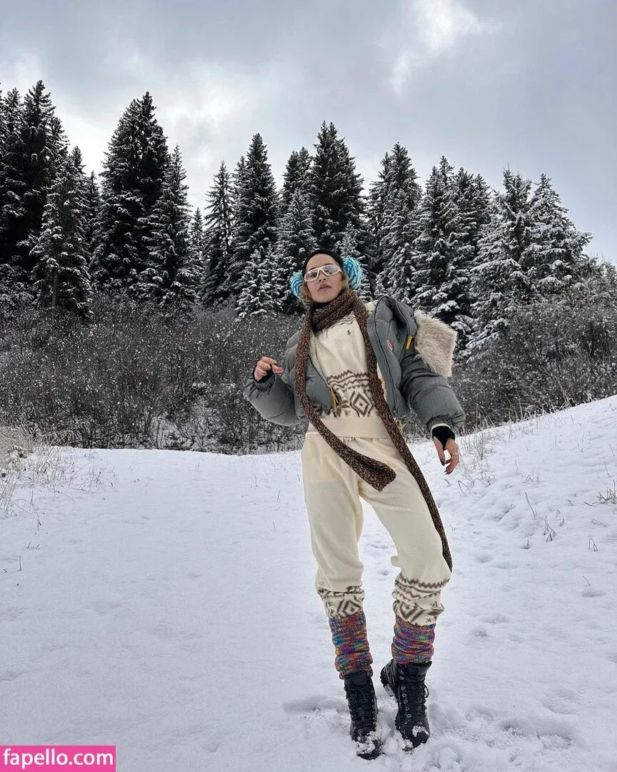 Rita Y Onlyfans Photo Gallery 