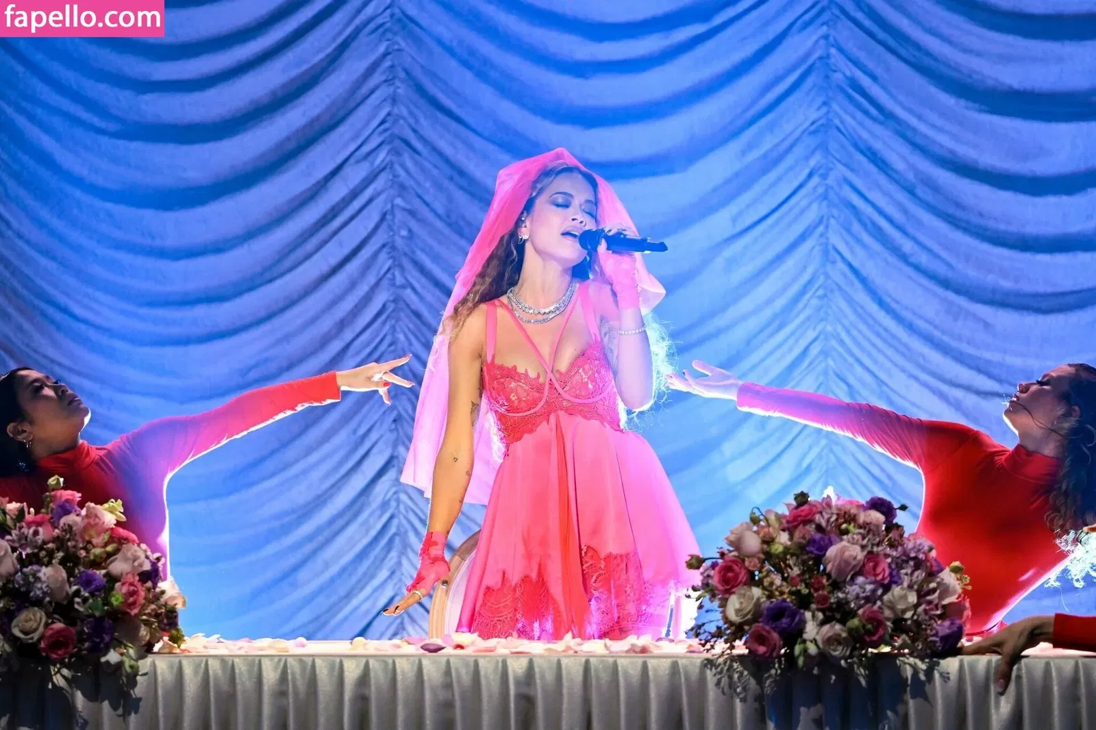 Rita Y Onlyfans Photo Gallery 