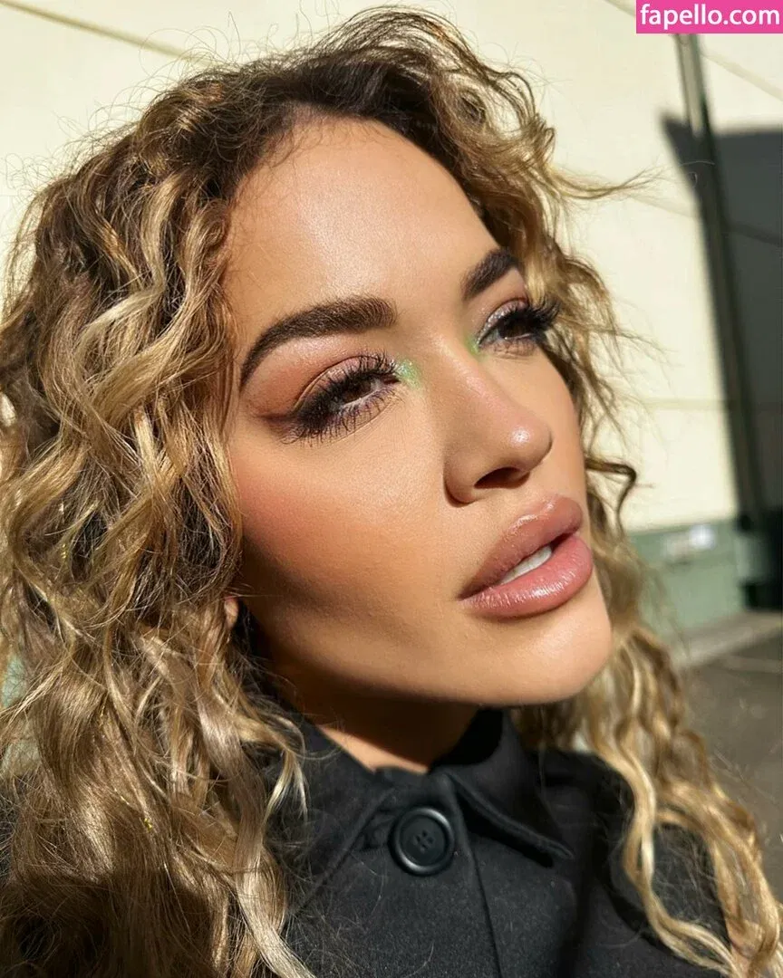 Rita Y Onlyfans Photo Gallery 