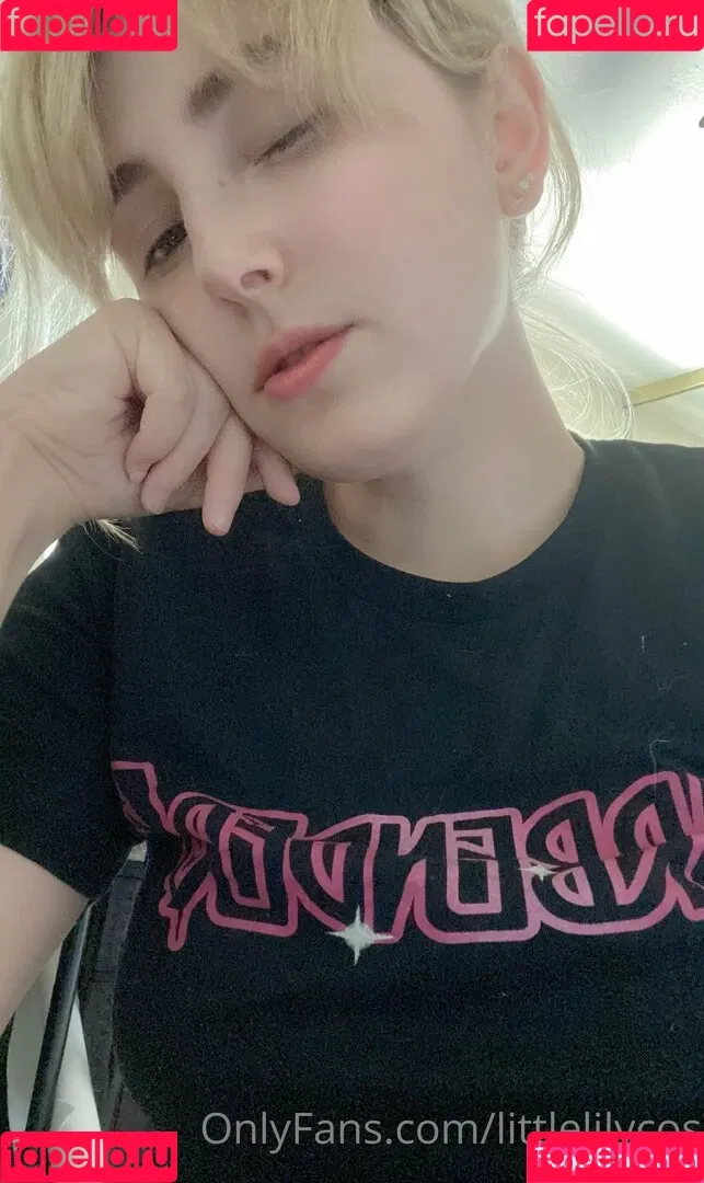 littlelilycos Onlyfans Photo Gallery 