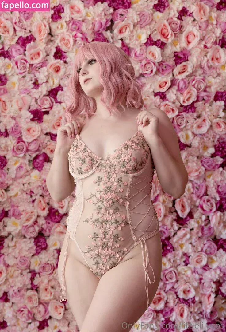 littlelilycos Onlyfans Photo Gallery 