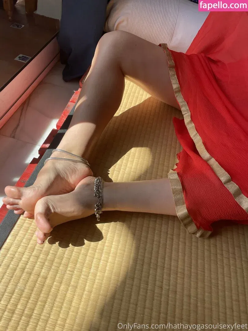 hathayogasoulsexyfeet Onlyfans Photo Gallery 