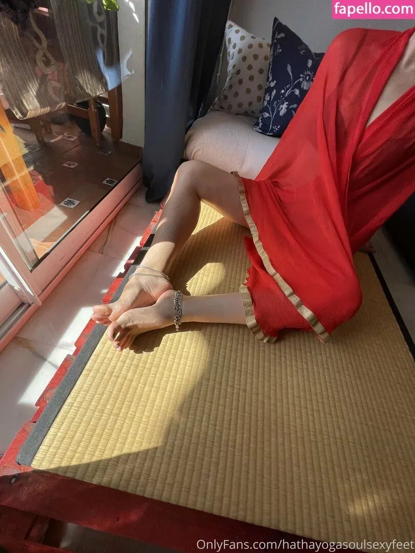 hathayogasoulsexyfeet Onlyfans Photo Gallery 