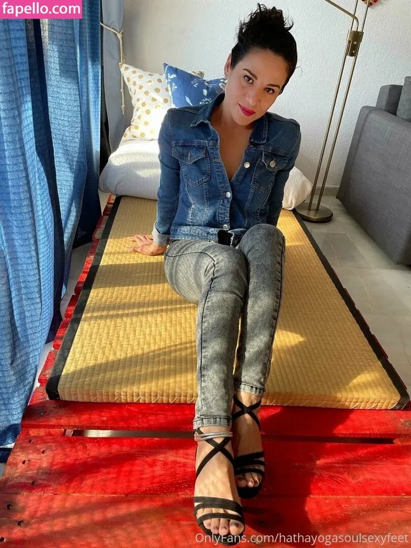 hathayogasoulsexyfeet Onlyfans Photo Gallery 