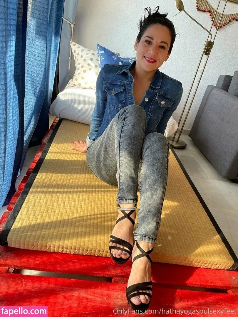 hathayogasoulsexyfeet Onlyfans Photo Gallery 