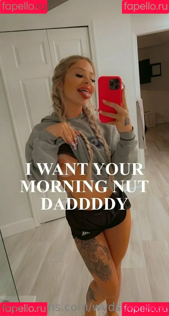 wydstepsissy Onlyfans Photo Gallery 