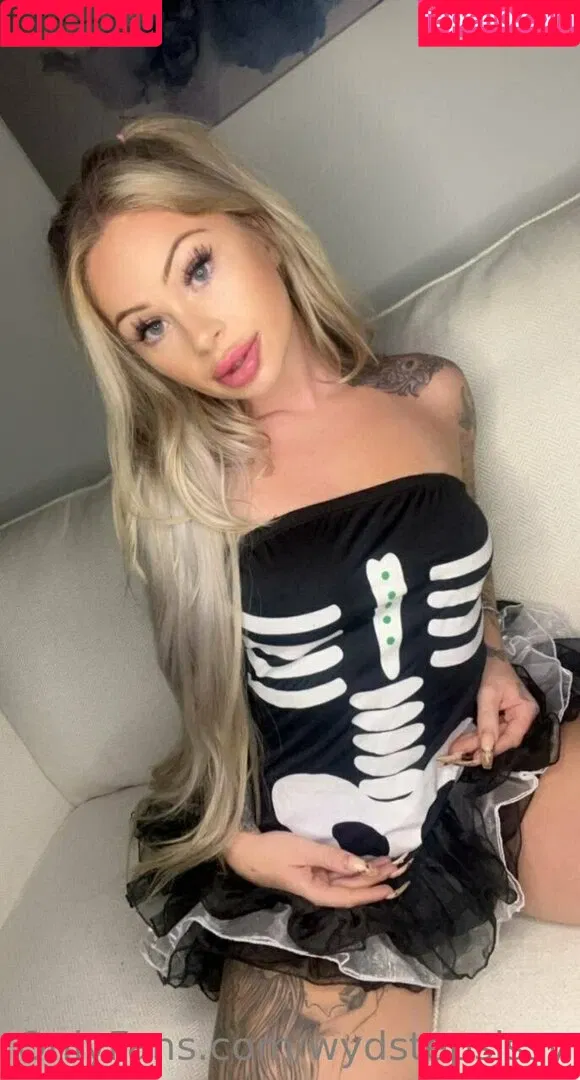 wydstepsissy Onlyfans Photo Gallery 