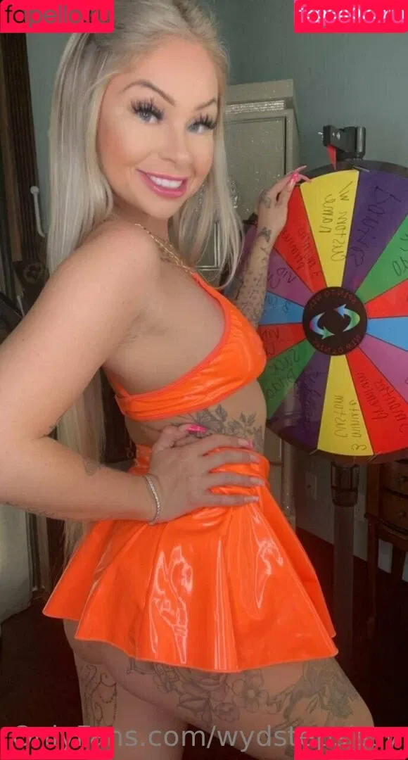 wydstepsissy Onlyfans Photo Gallery 