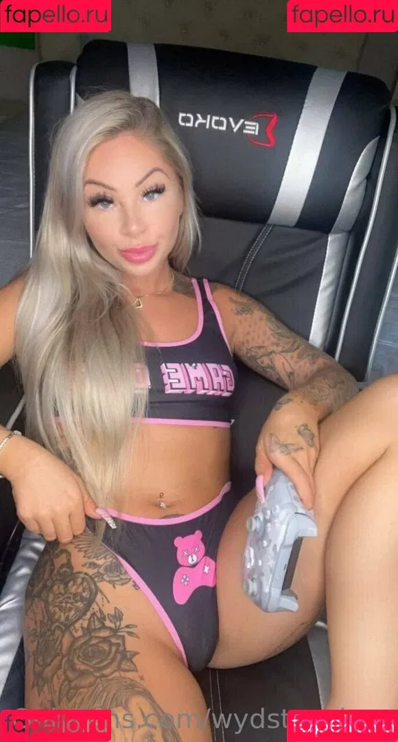 wydstepsissy Onlyfans Photo Gallery 