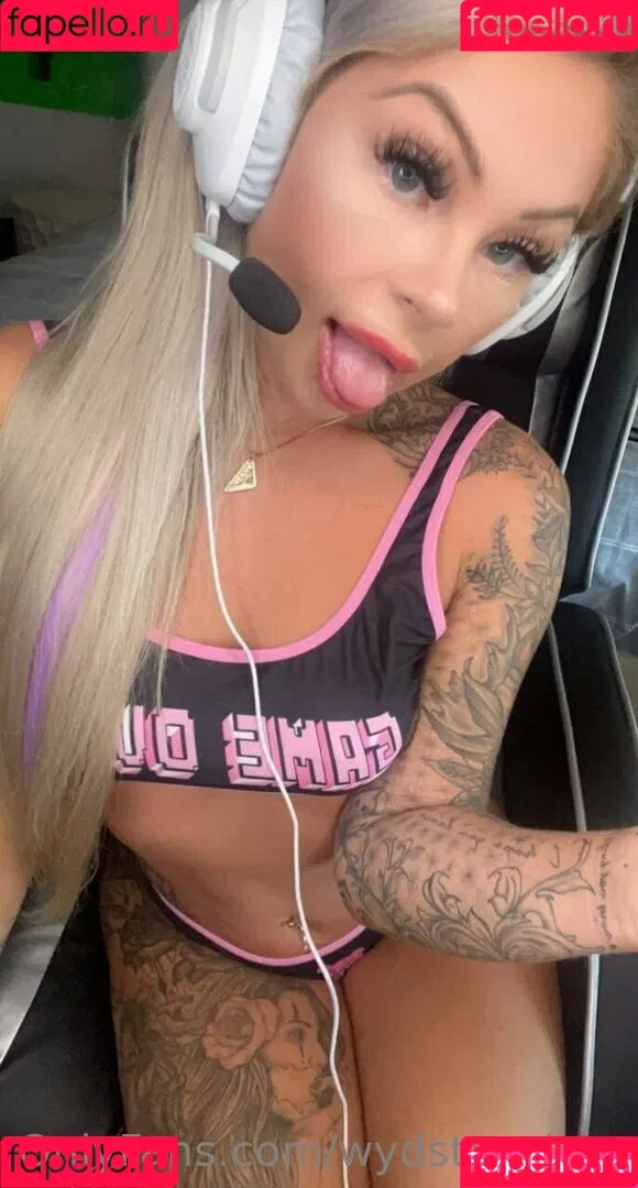wydstepsissy Onlyfans Photo Gallery 