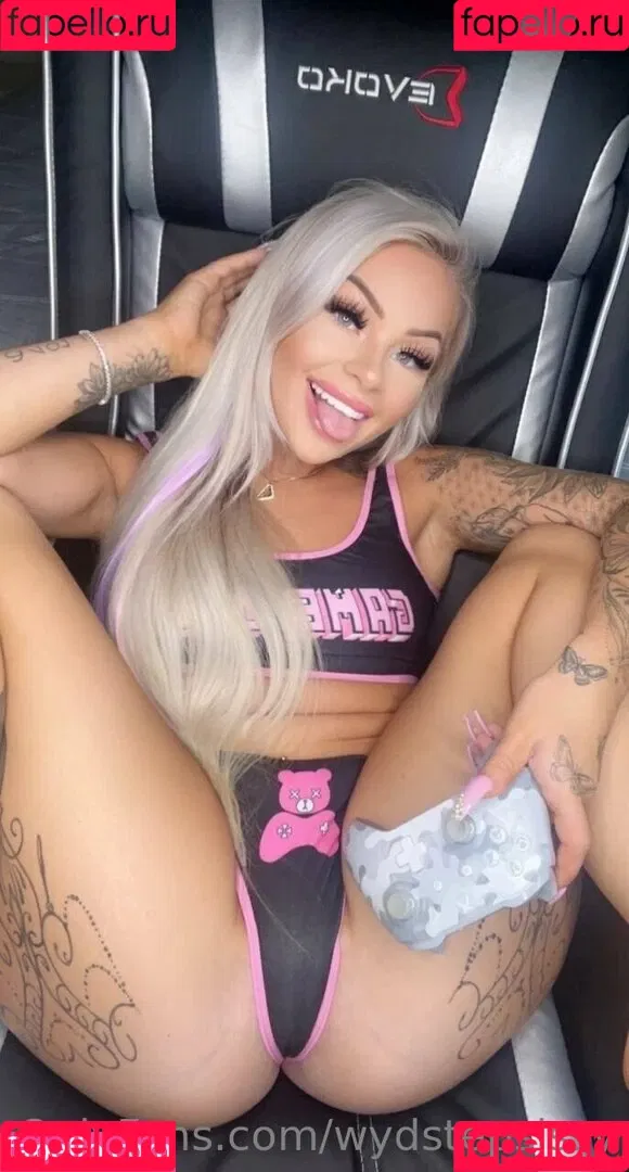 wydstepsissy Onlyfans Photo Gallery 