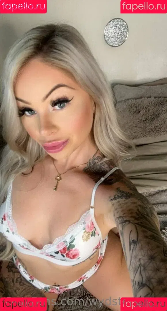 wydstepsissy Onlyfans Photo Gallery 