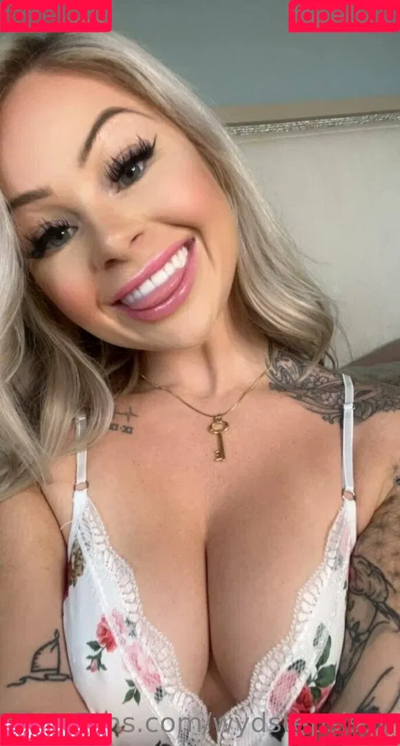 wydstepsissy Onlyfans Photo Gallery 