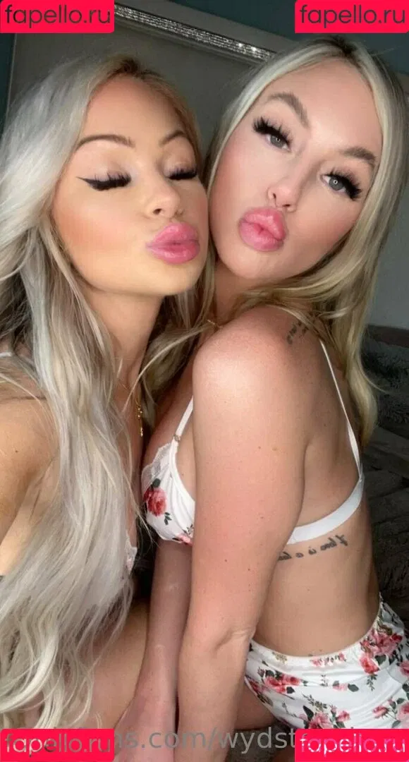 wydstepsissy Onlyfans Photo Gallery 