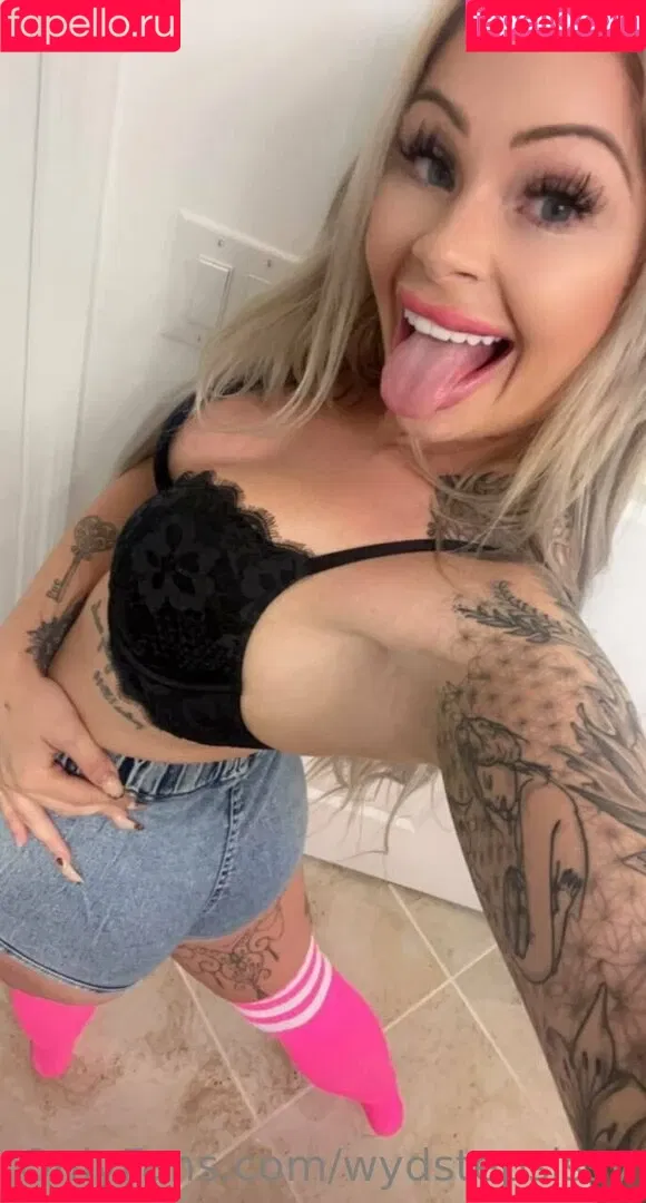 wydstepsissy Onlyfans Photo Gallery 