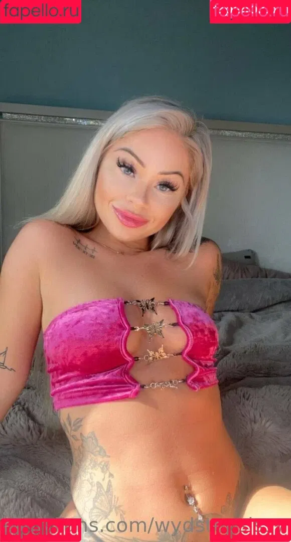 wydstepsissy Onlyfans Photo Gallery 