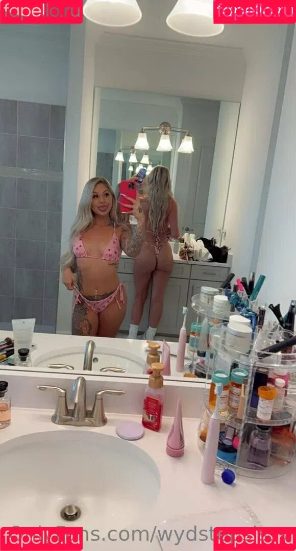 wydstepsissy Onlyfans Photo Gallery 