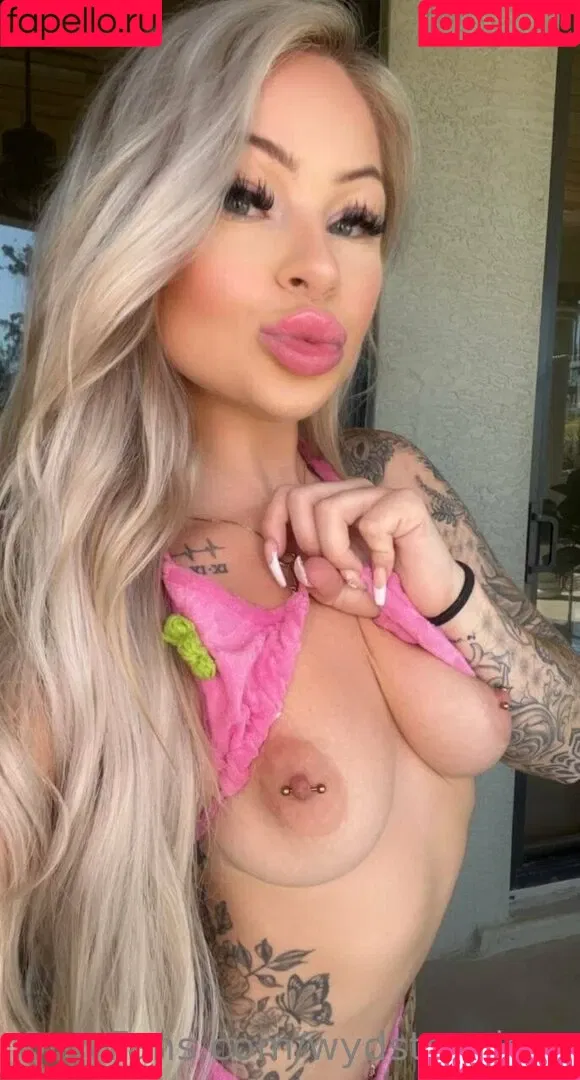 wydstepsissy Onlyfans Photo Gallery 