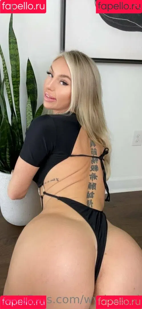 wydstepsissy Onlyfans Photo Gallery 