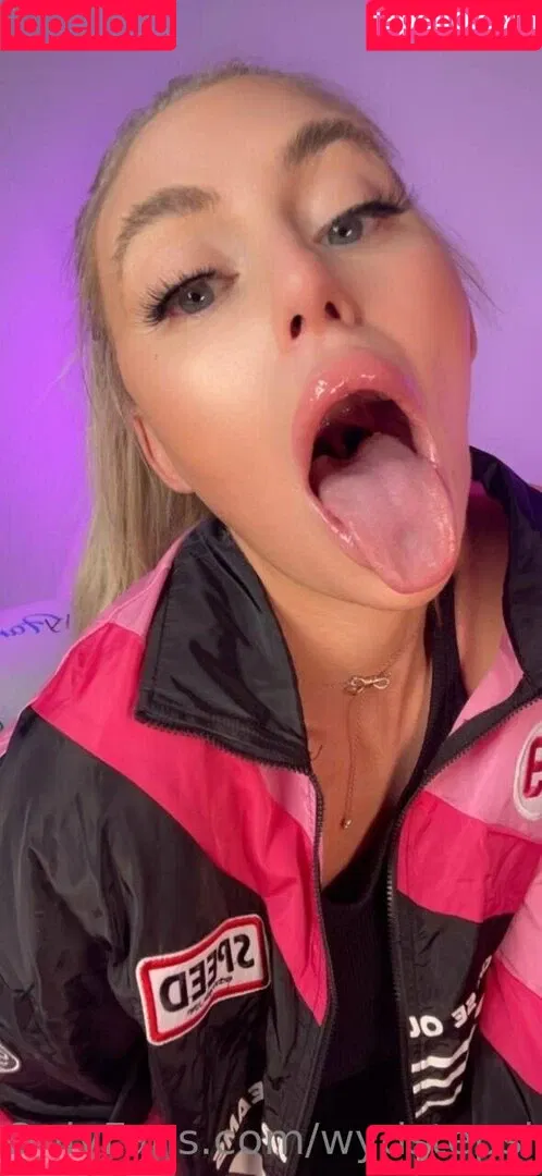 wydstepsissy Onlyfans Photo Gallery 