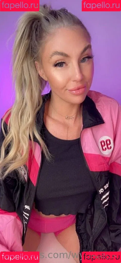 wydstepsissy Onlyfans Photo Gallery 