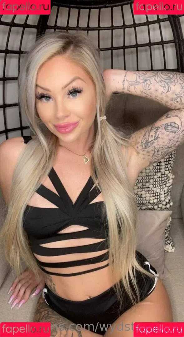 wydstepsissy Onlyfans Photo Gallery 
