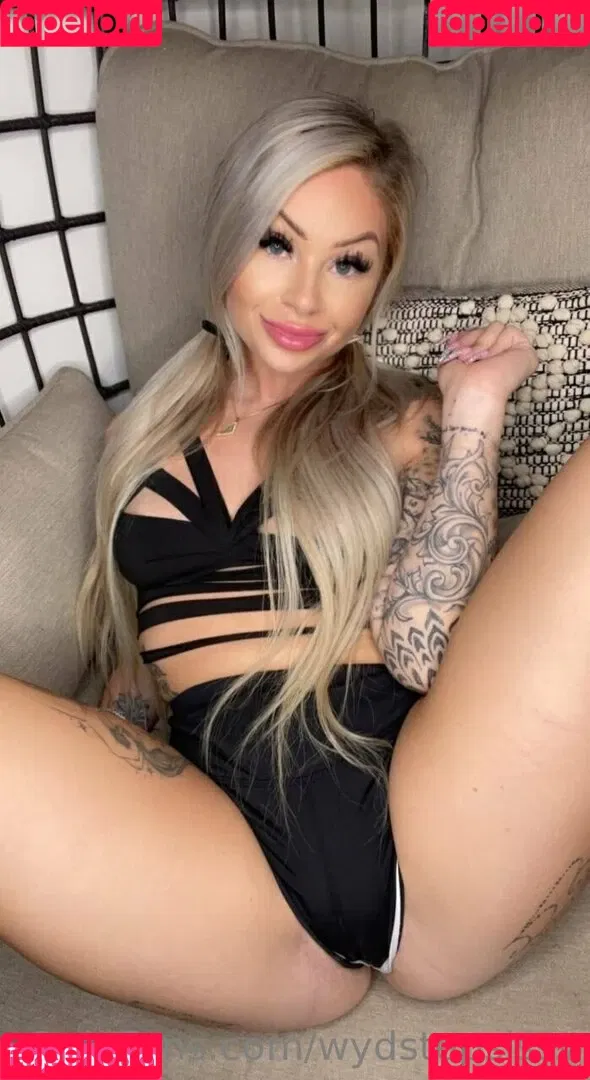 wydstepsissy Onlyfans Photo Gallery 