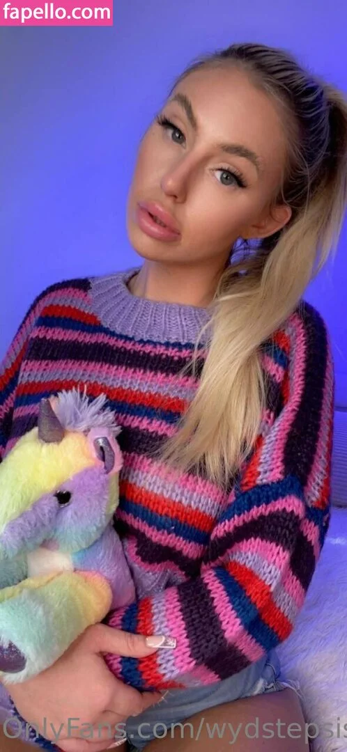 wydstepsissy Onlyfans Photo Gallery 