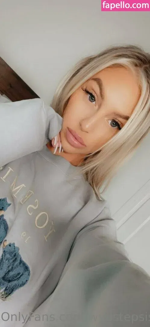 wydstepsissy Onlyfans Photo Gallery 