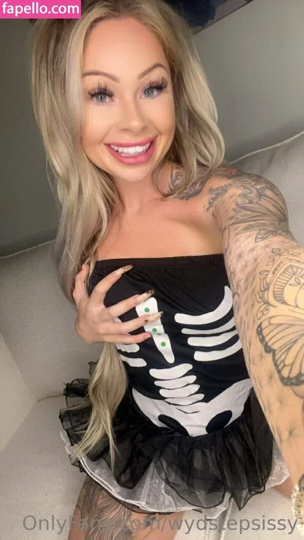 wydstepsissy Onlyfans Photo Gallery 