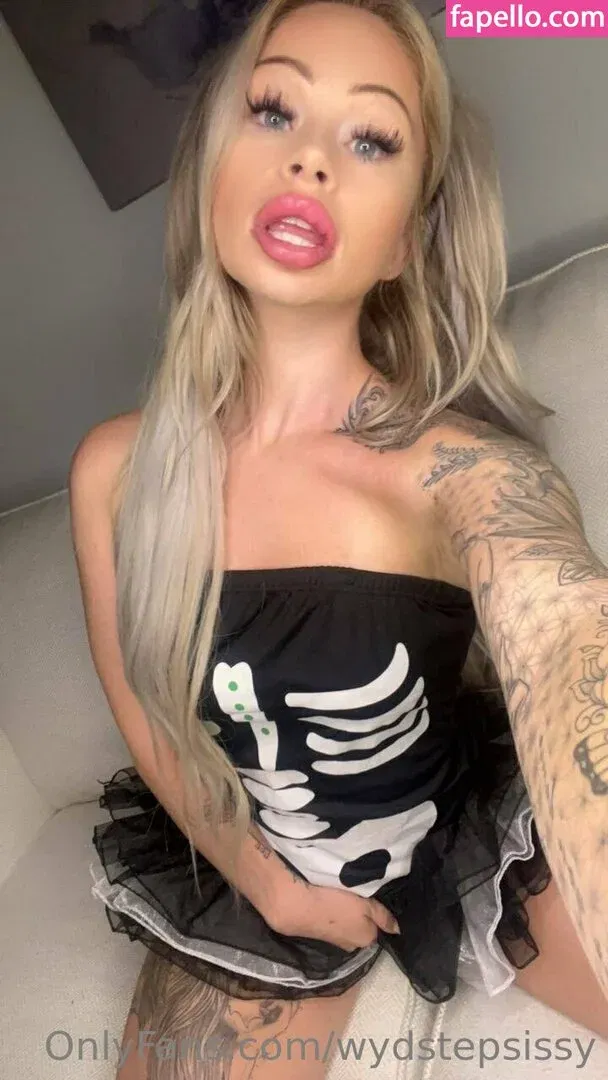 wydstepsissy Onlyfans Photo Gallery 