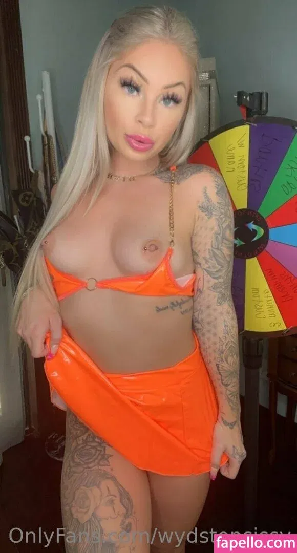 wydstepsissy Onlyfans Photo Gallery 